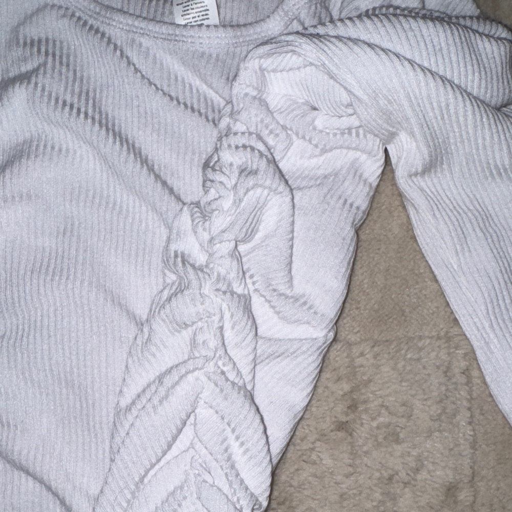 Alo Gather Long Sleeve - Picture 6 of 8
